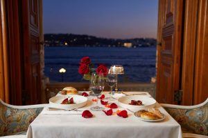 Bristol Romance Uncovered: Private Love Stories Walking Tour