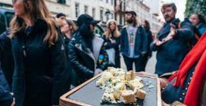 The Manchester Cheese Crawl: Guided Walking Tour with Tastings and Games